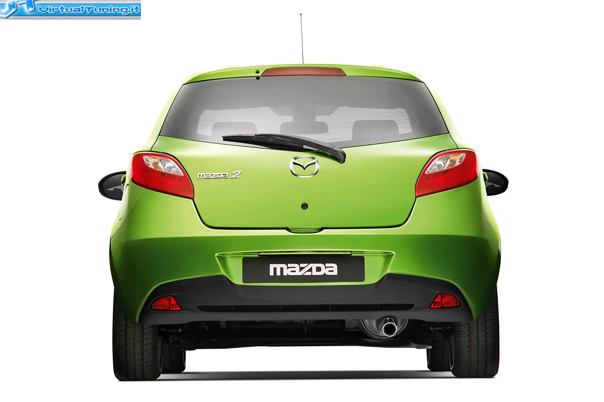 MAZDA 2
