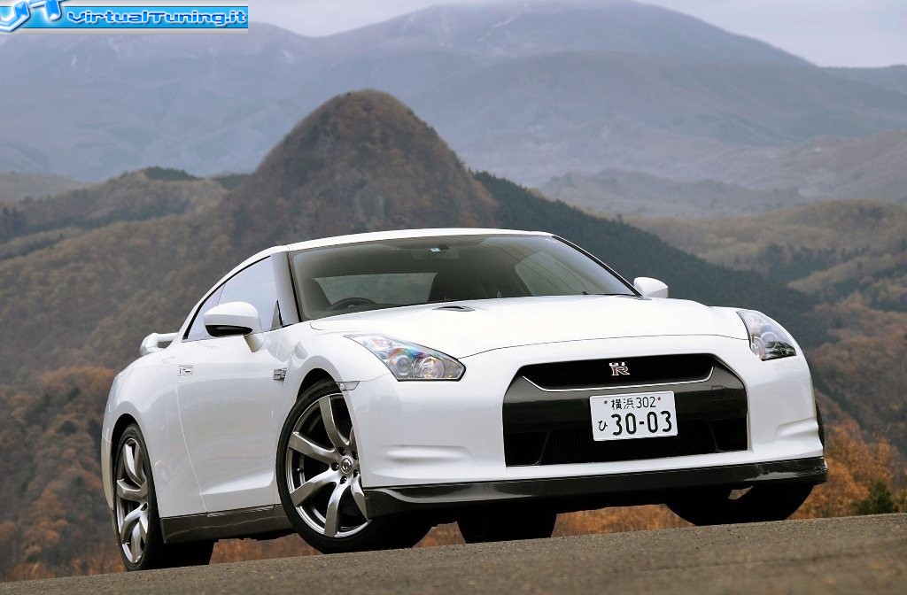 NISSAN GT-R 35