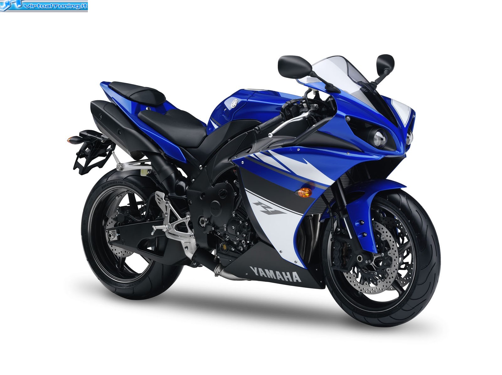 YAMAHA YZF-R1