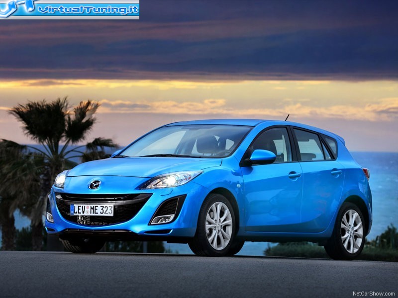 MAZDA 3