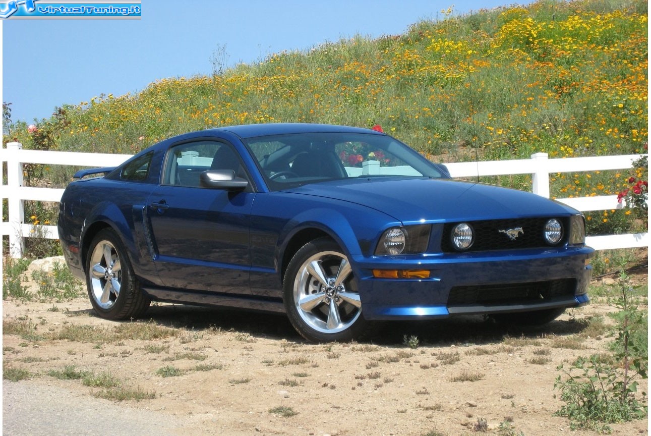 FORD Mustang GT