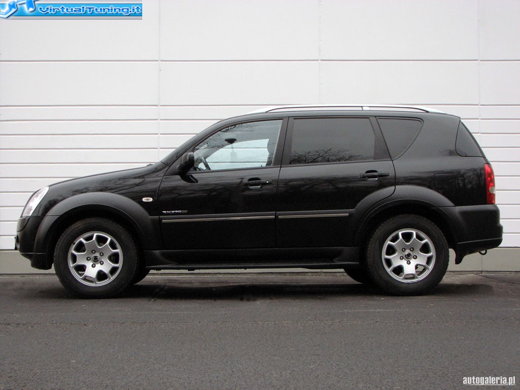 SSANGYONG Rexton DUB