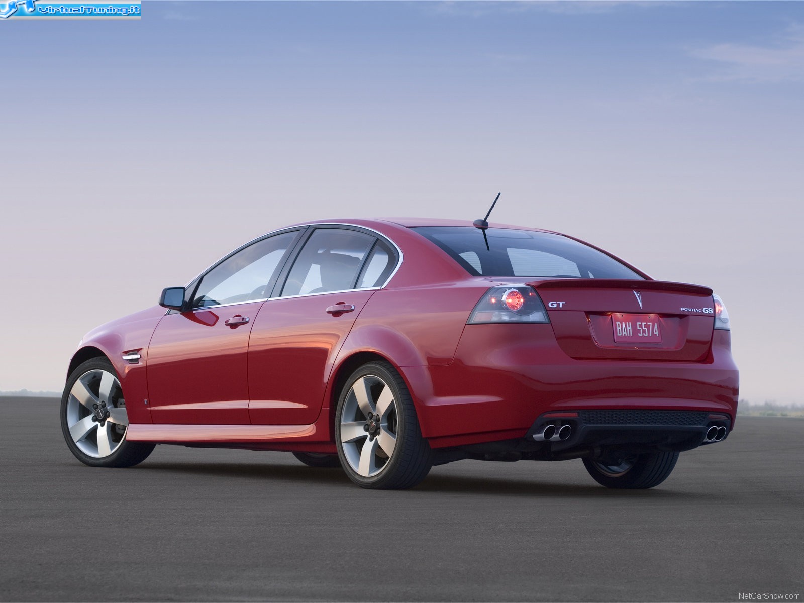 PONTIAC G8 GT