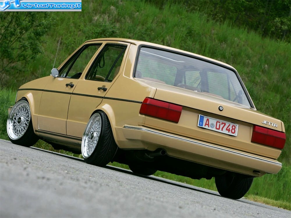 VOLKSWAGEN JETTA1