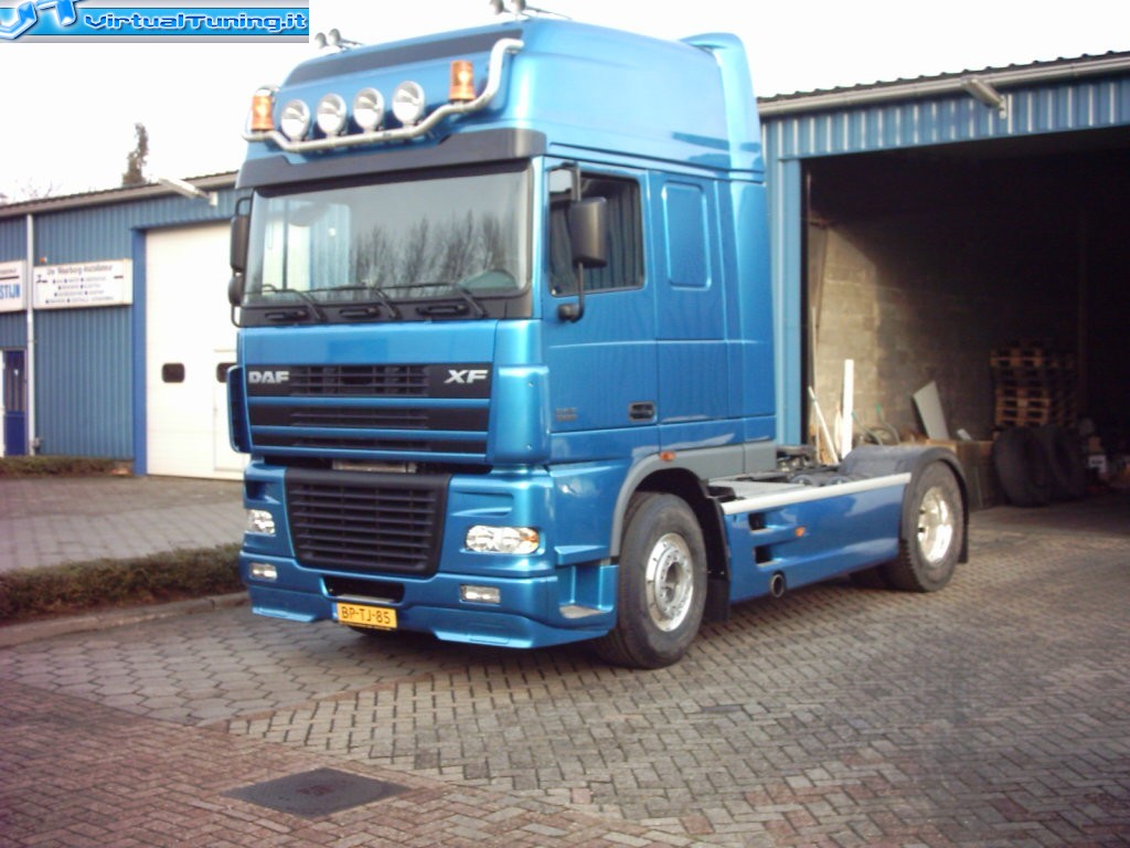 DAF XF95_530