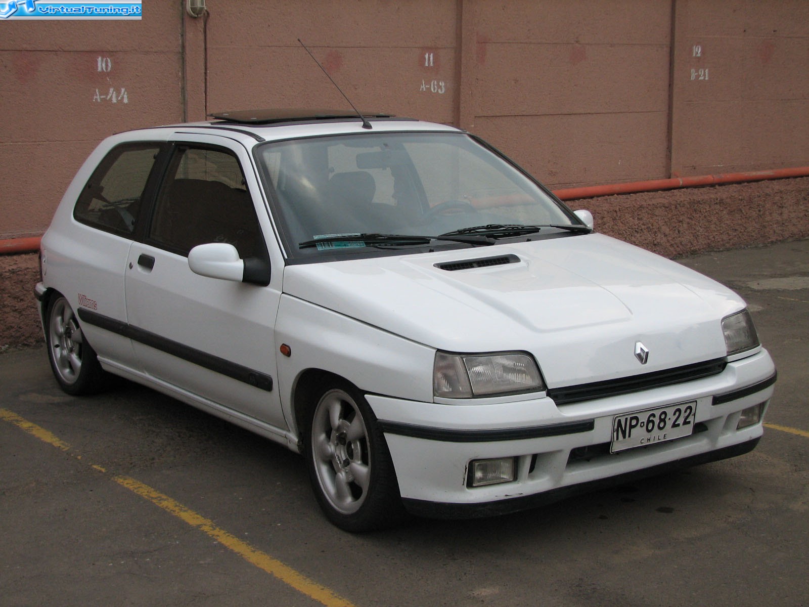 RENAULT Clio