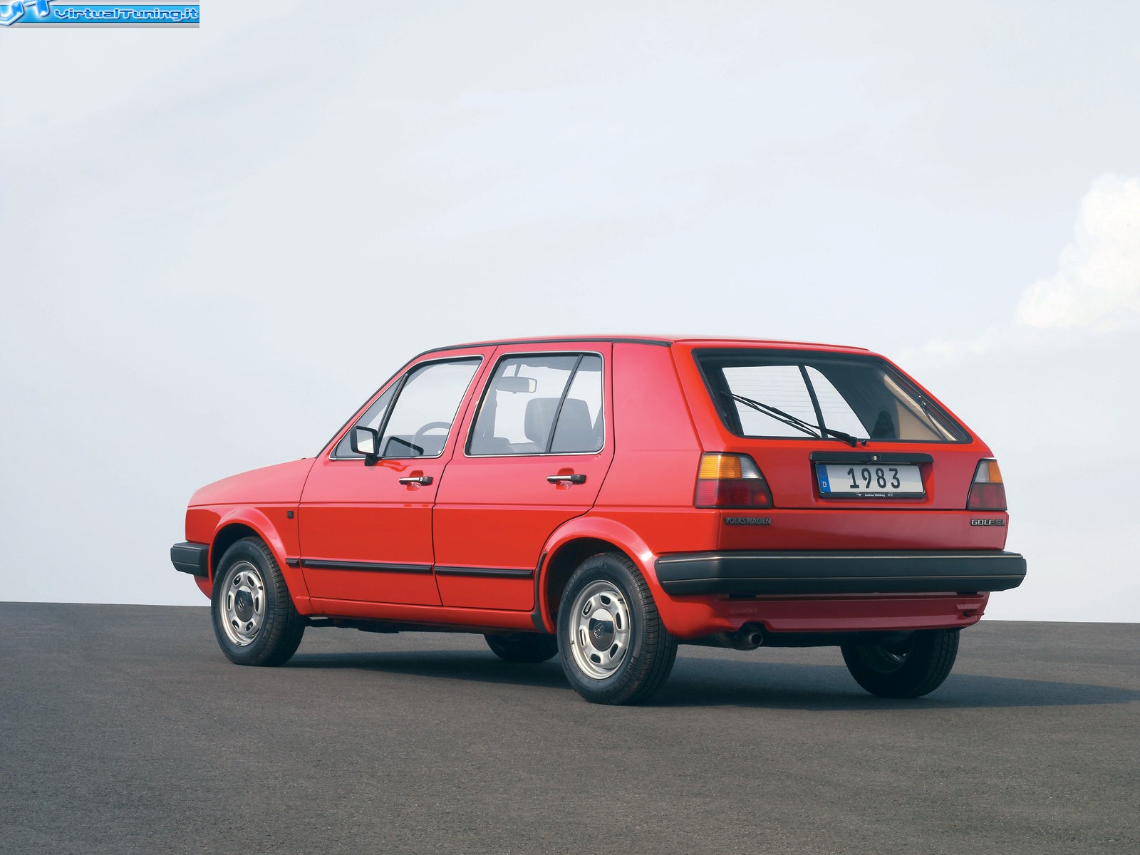 VOLKSWAGEN Golf 2