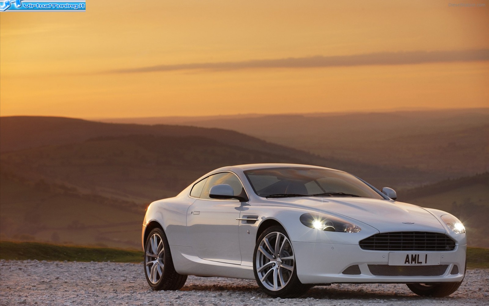 ASTON MARTIN DB9