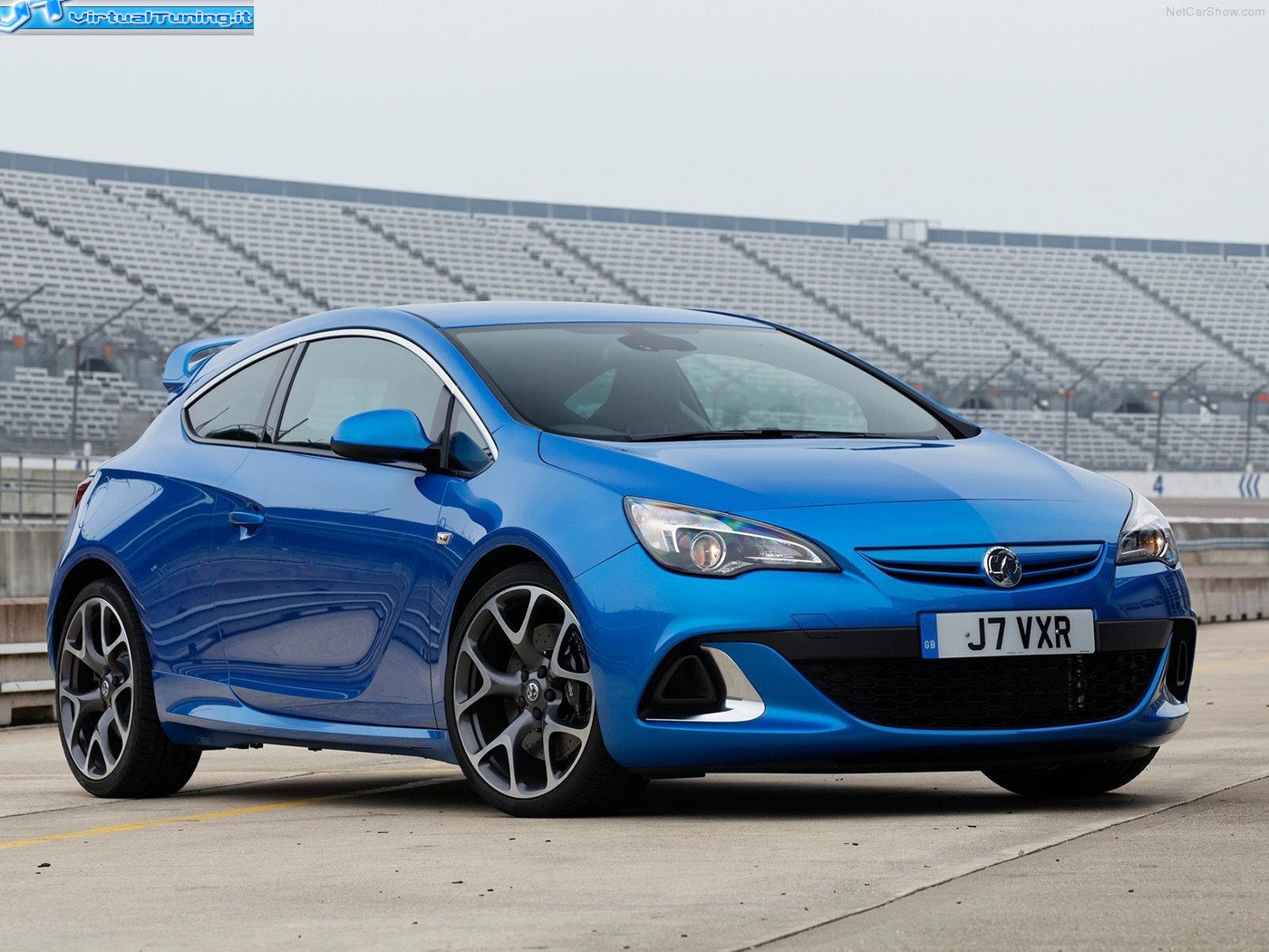 VAUXHALL Astra VXR