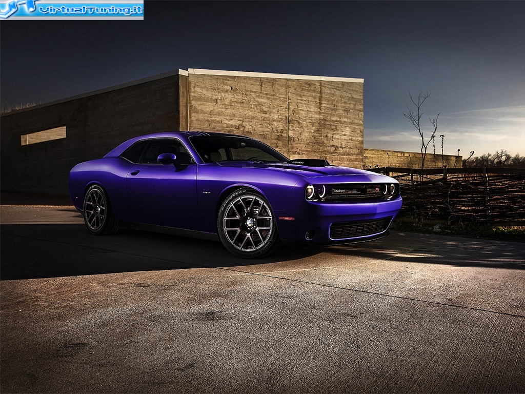 DODGE Challenger SRT