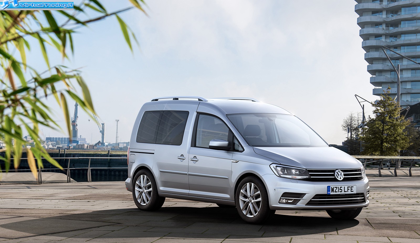 VOLKSWAGEN Caddy low van