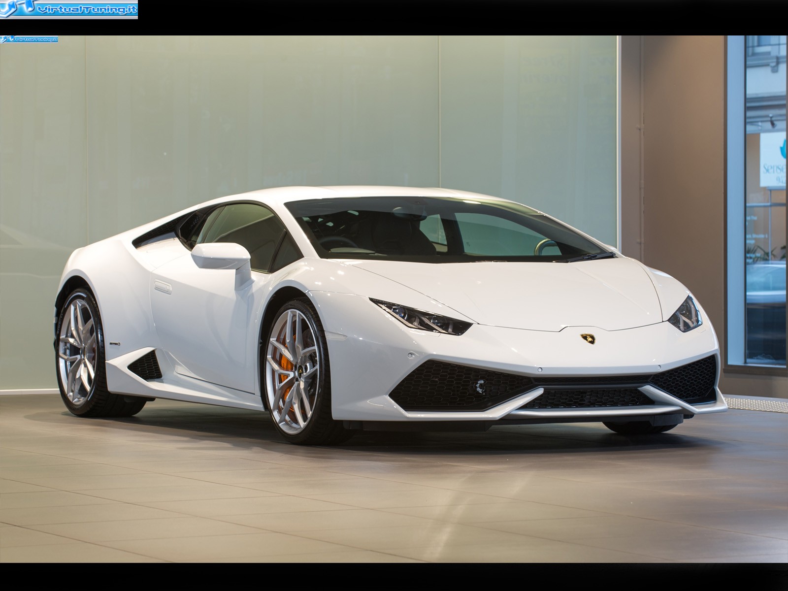 LAMBORGHINI HURACAN