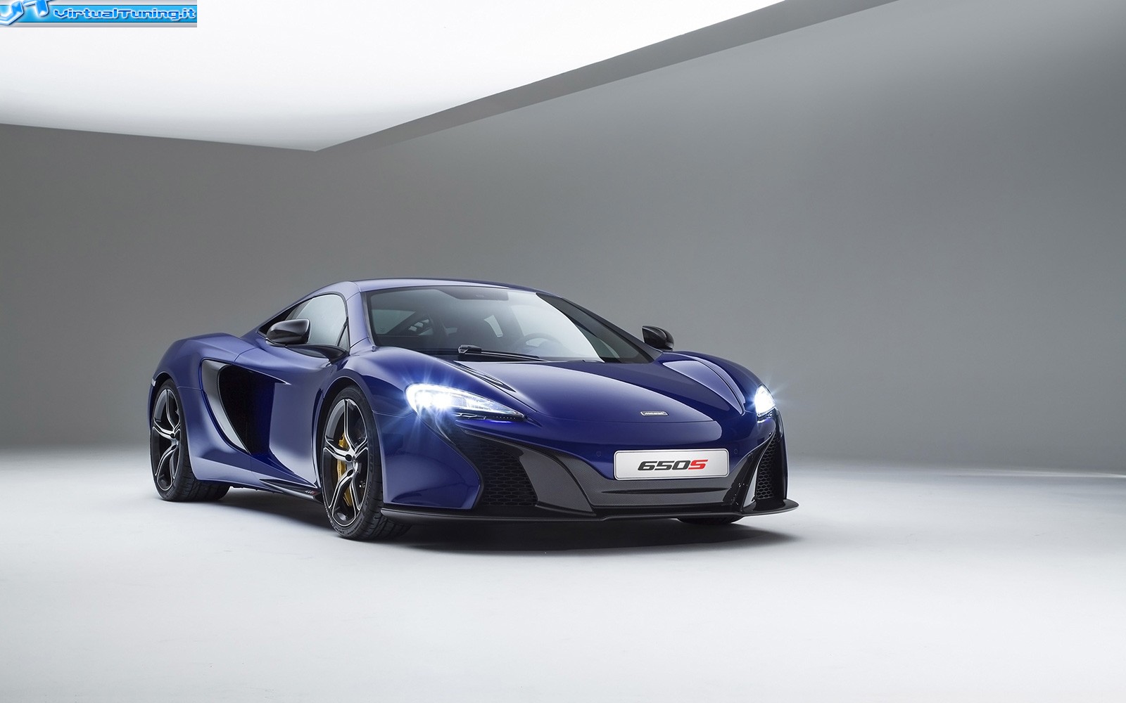 MCLAREN 650S