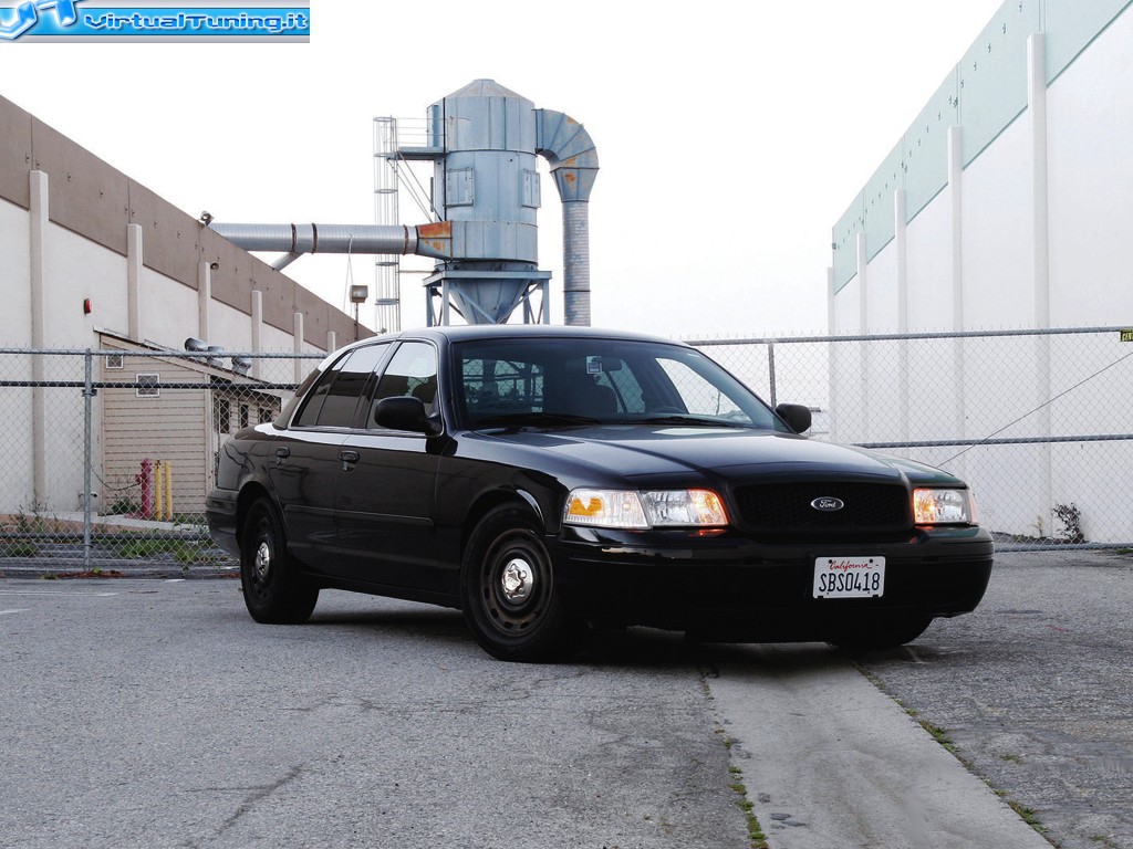 FORD Crown Victoria